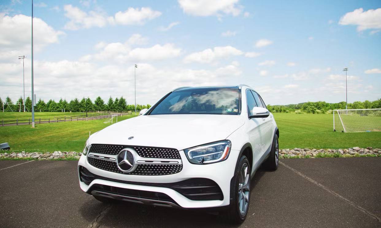 Mercedes-Benz GLC300